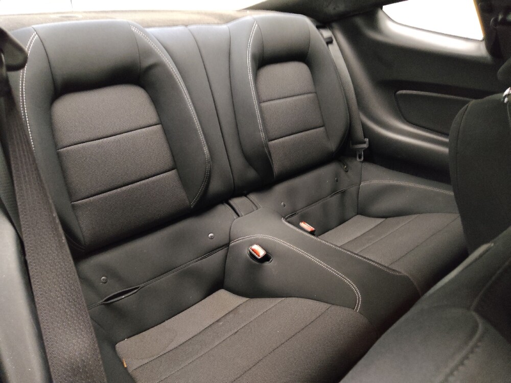 2017 Ford Mustang in Chattanooga, TN 37421 - 18138818 19
