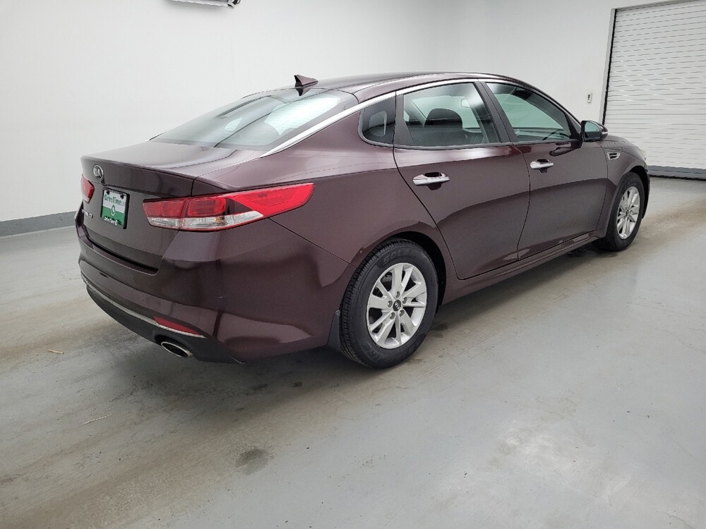 2018 Kia Optima in Columbus, OH 43231 - 18138822 10