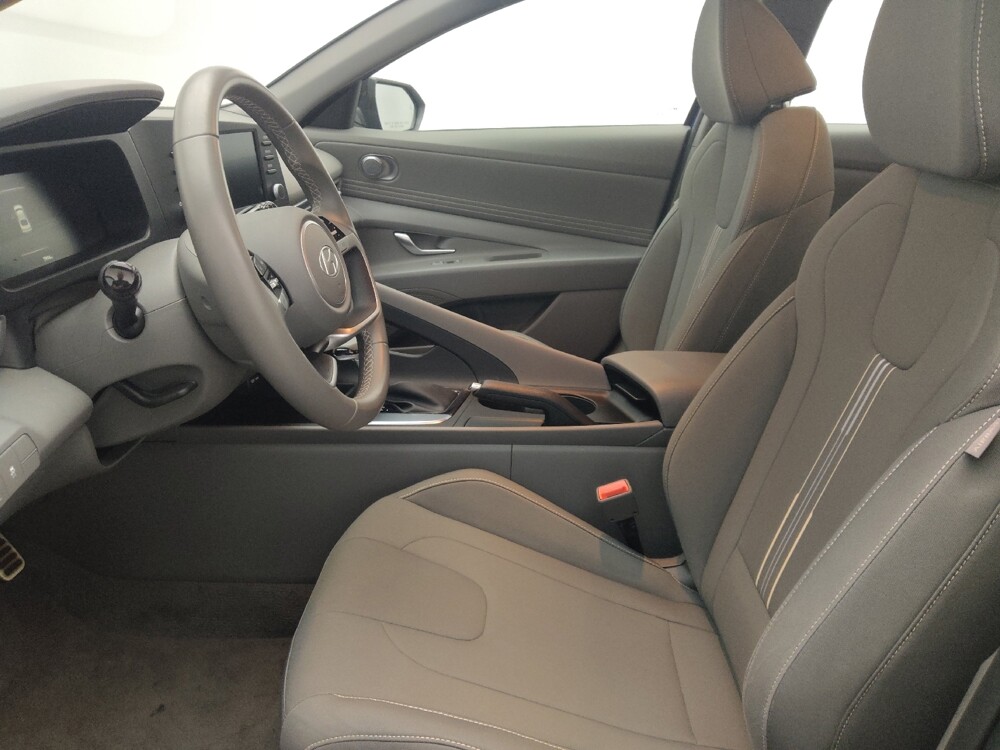 2025 Hyundai Elantra in Mobile, AL 36606 - 18138823 17