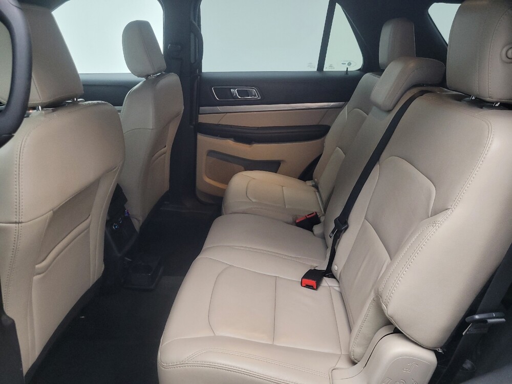 2018 Ford Explorer in Indianapolis, IN 46219 - 18138837 18
