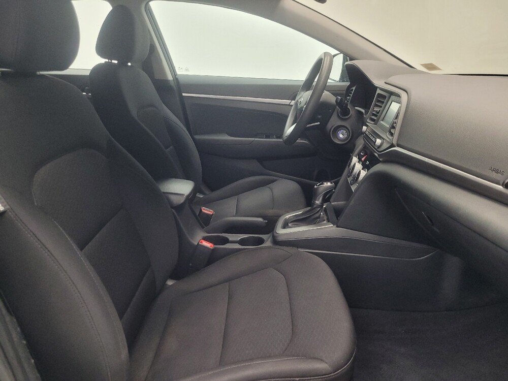 2019 Hyundai Elantra in Indianapolis, IN 46222 - 18138838 21