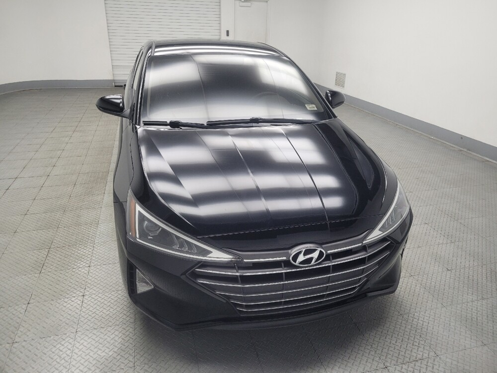2019 Hyundai Elantra in Indianapolis, IN 46222 - 18138838 14