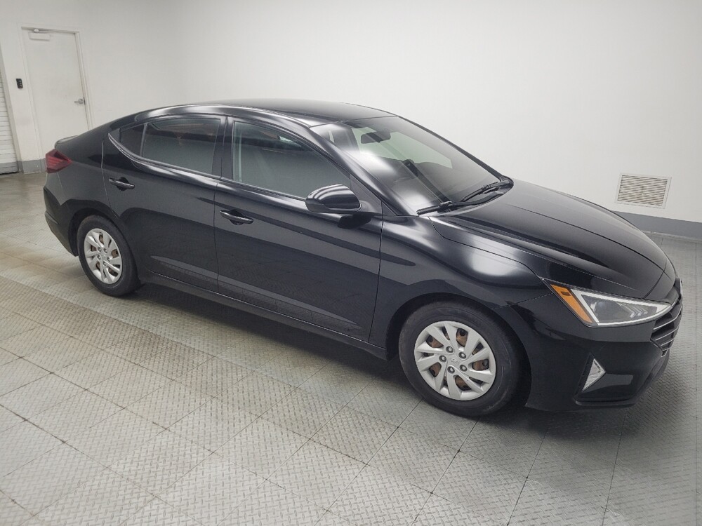 2019 Hyundai Elantra in Indianapolis, IN 46222 - 18138838 11