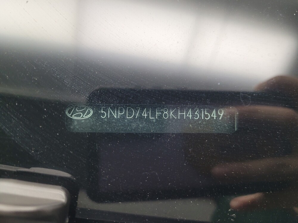 2019 Hyundai Elantra in Indianapolis, IN 46222 - 18138838 33