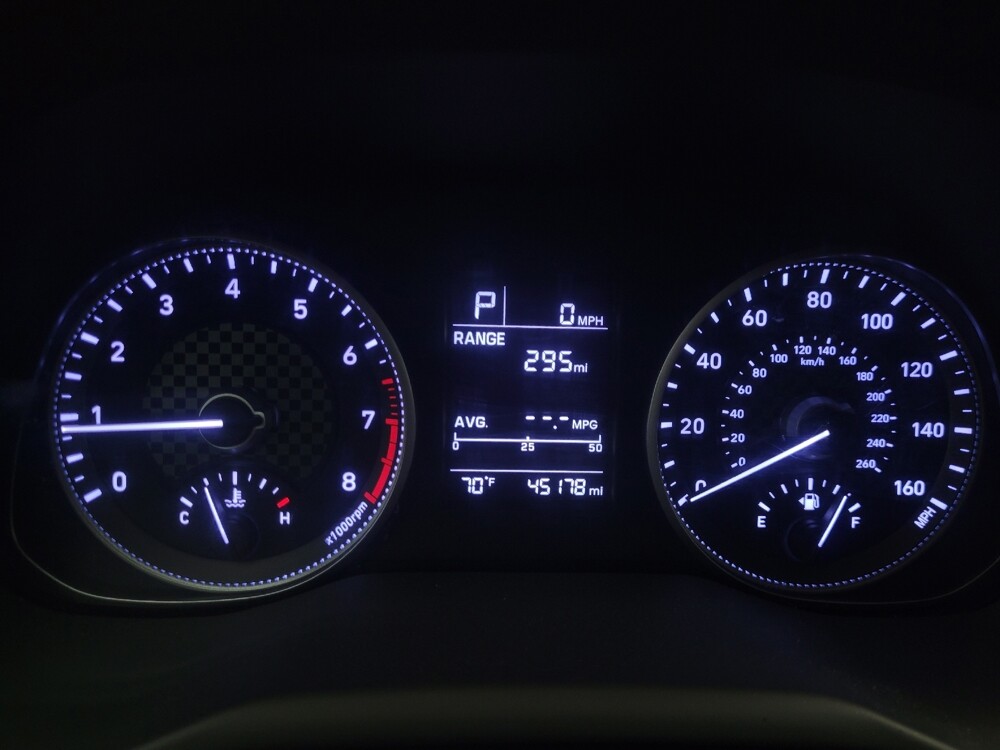 2019 Hyundai Elantra in Indianapolis, IN 46222 - 18138838 23