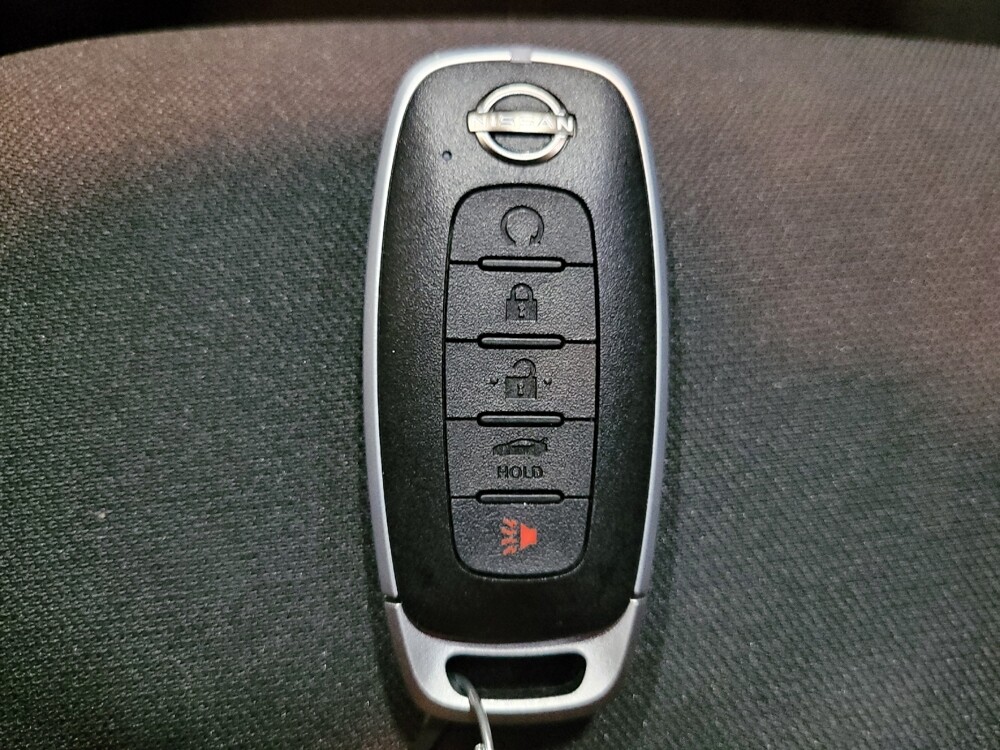 2025 Nissan Versa in New Castle, DE 19720 - 18138843 32