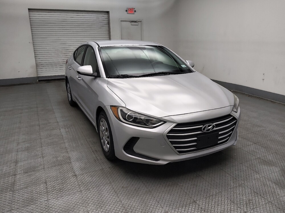 2018 Hyundai Elantra in Lombard, IL 60148 - 18138845 13