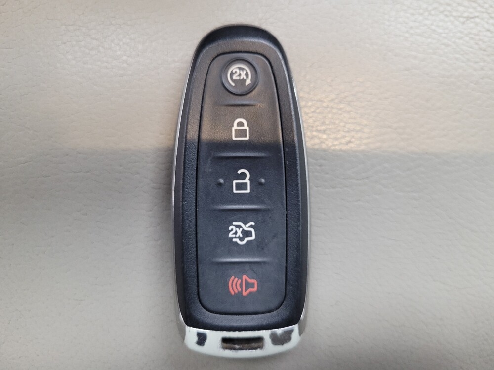 2016 Ford Escape in Las Vegas, NV 89104 - 18138851 32