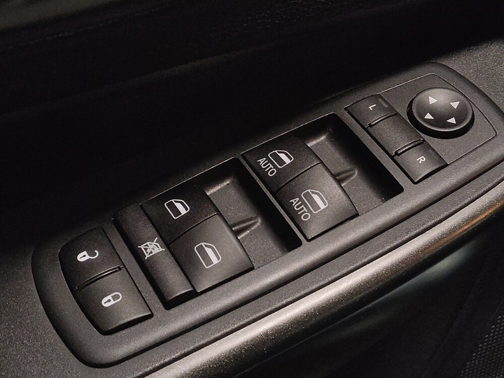 2020 Jeep Cherokee in Fort Worth, TX 76116 - 18138853 27