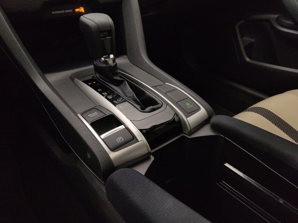 2017 Honda Civic in Independence, MO 64055 - 18138857 26