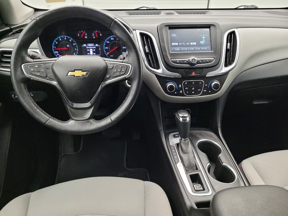 2018 Chevrolet Equinox in Fairfield, OH 45014 - 18138879 22