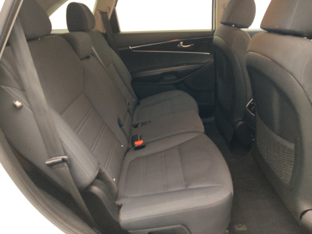 2019 Kia Sorento in Sanford, FL 32773 - 18138887 19
