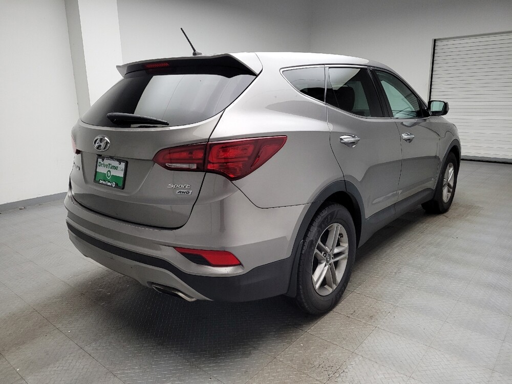 2018 Hyundai Santa Fe in Grand Rapids, MI 49508 - 18138889 9