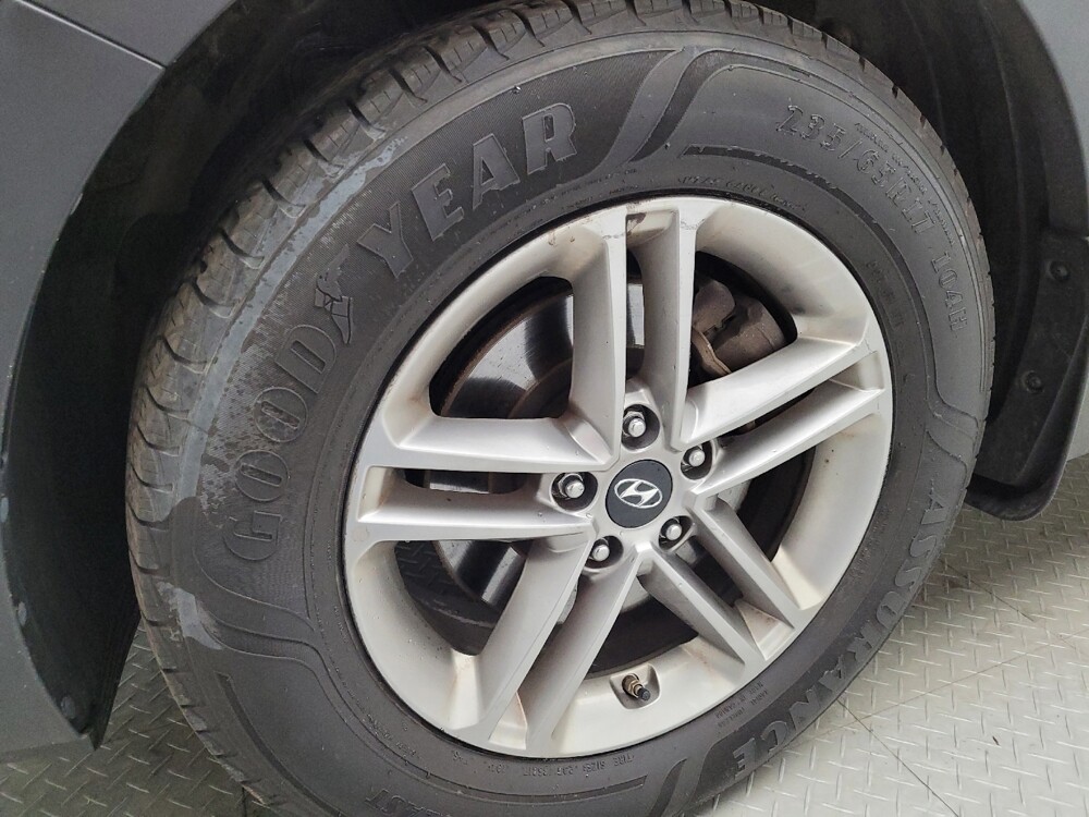 2018 Hyundai Santa Fe in Grand Rapids, MI 49508 - 18138889 31