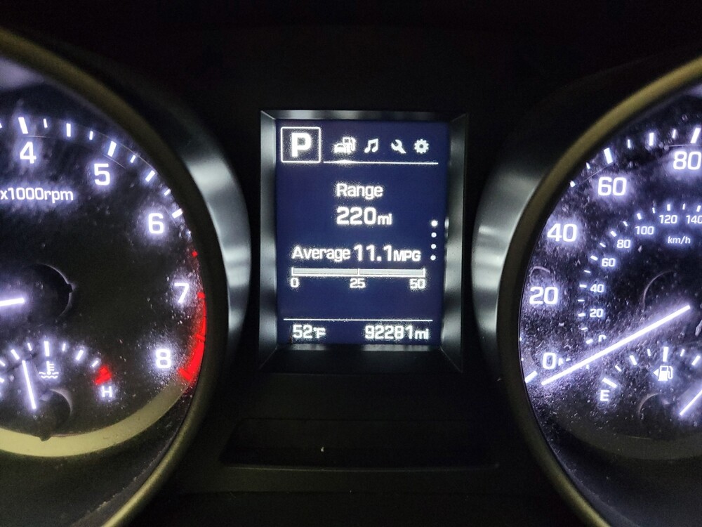 2018 Hyundai Santa Fe in Grand Rapids, MI 49508 - 18138889 23