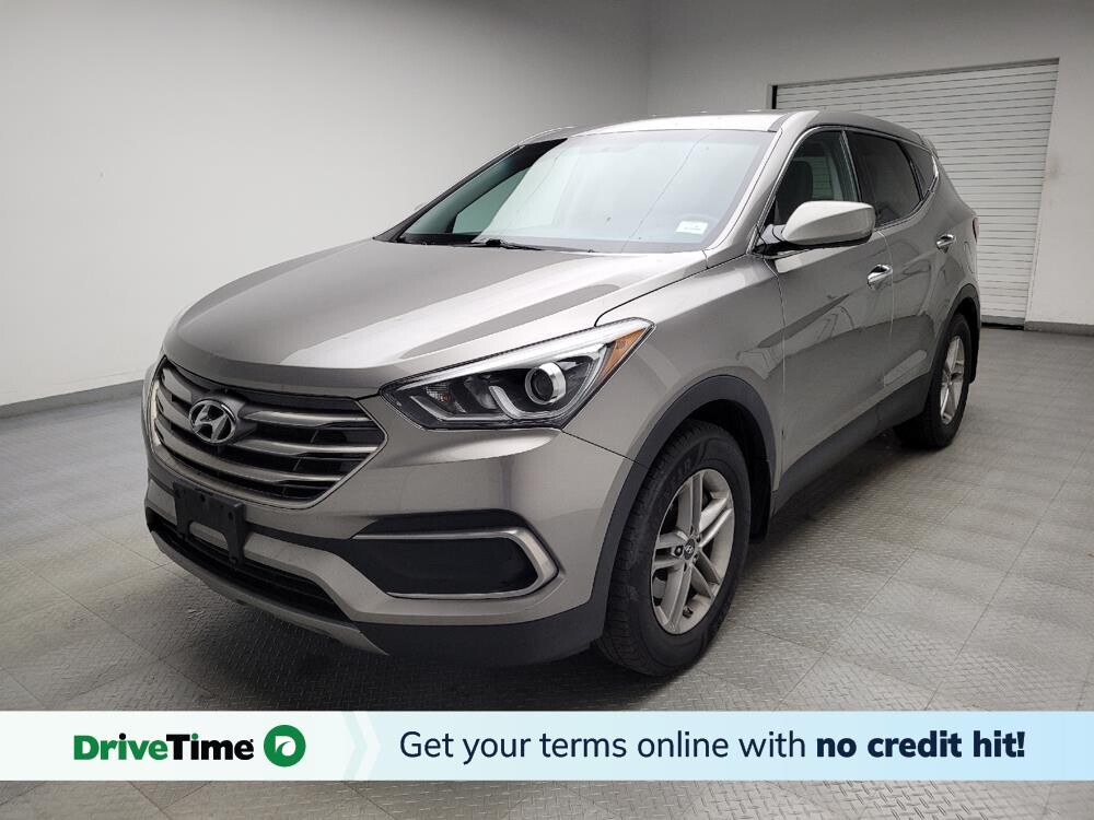 2018 Hyundai Santa Fe in Grand Rapids, MI 49508 - 18138889