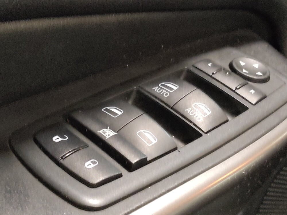 2020 Jeep Cherokee in Oklahoma City, OK 73139 - 18138890 27