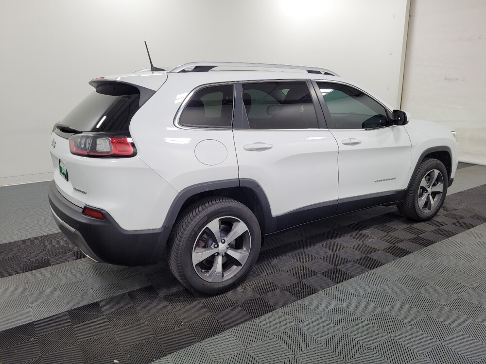 2019 Jeep Cherokee in Allentown, PA 18103 - 18138891 10