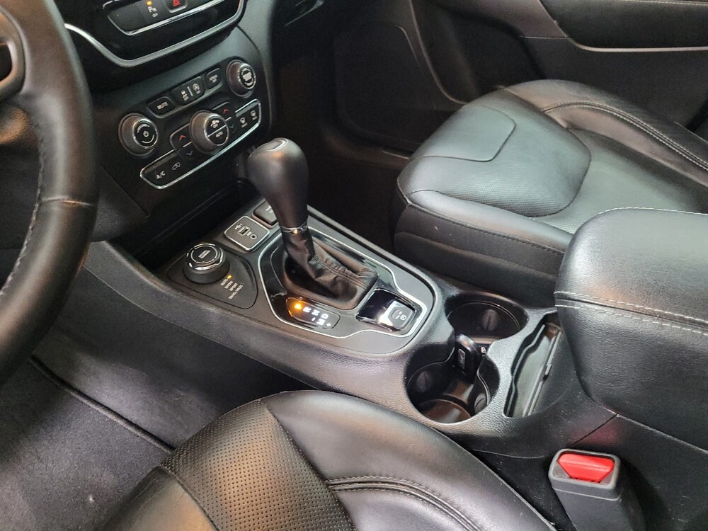 2019 Jeep Cherokee in Allentown, PA 18103 - 18138891 26