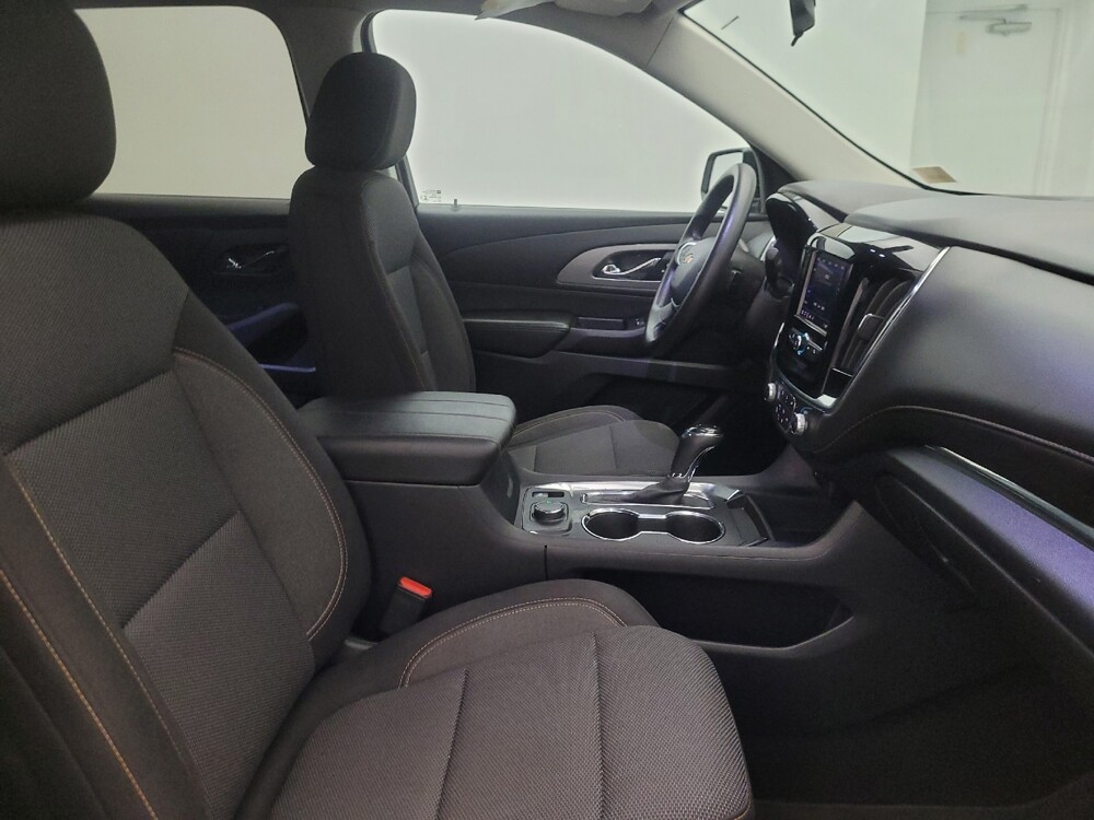 2020 Chevrolet Traverse in Phoenix, AZ 85022 - 18138892 21