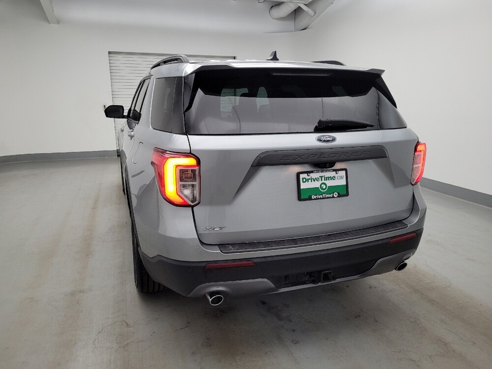 2022 Ford Explorer in Columbus, OH 43231 - 18138896 6