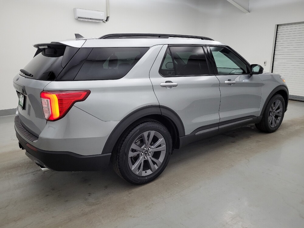2022 Ford Explorer in Columbus, OH 43231 - 18138896 10