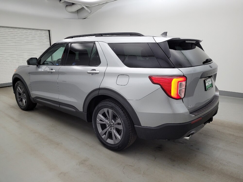 2022 Ford Explorer in Columbus, OH 43231 - 18138896 3