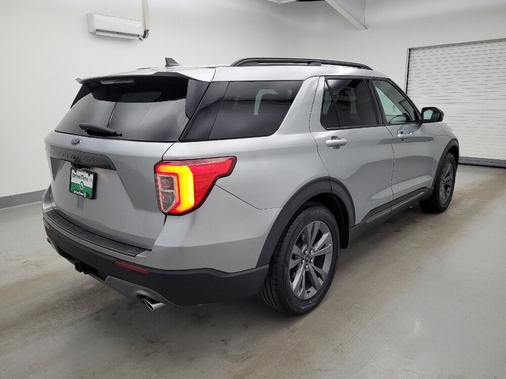2022 Ford Explorer in Columbus, OH 43231 - 18138896 9