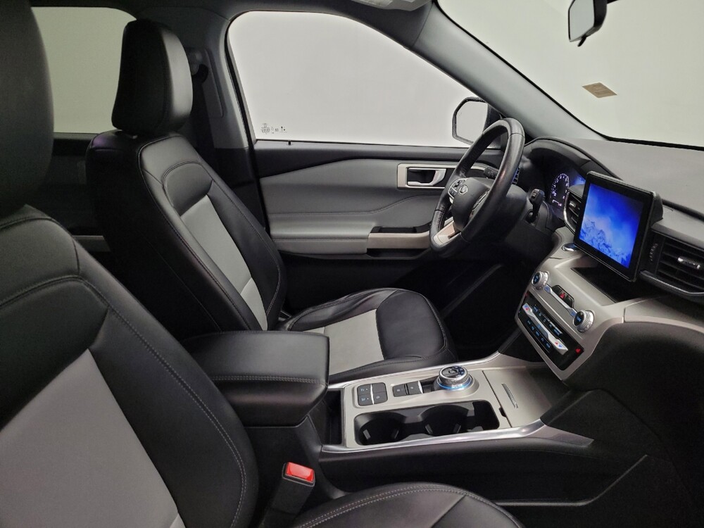 2022 Ford Explorer in Columbus, OH 43231 - 18138896 21