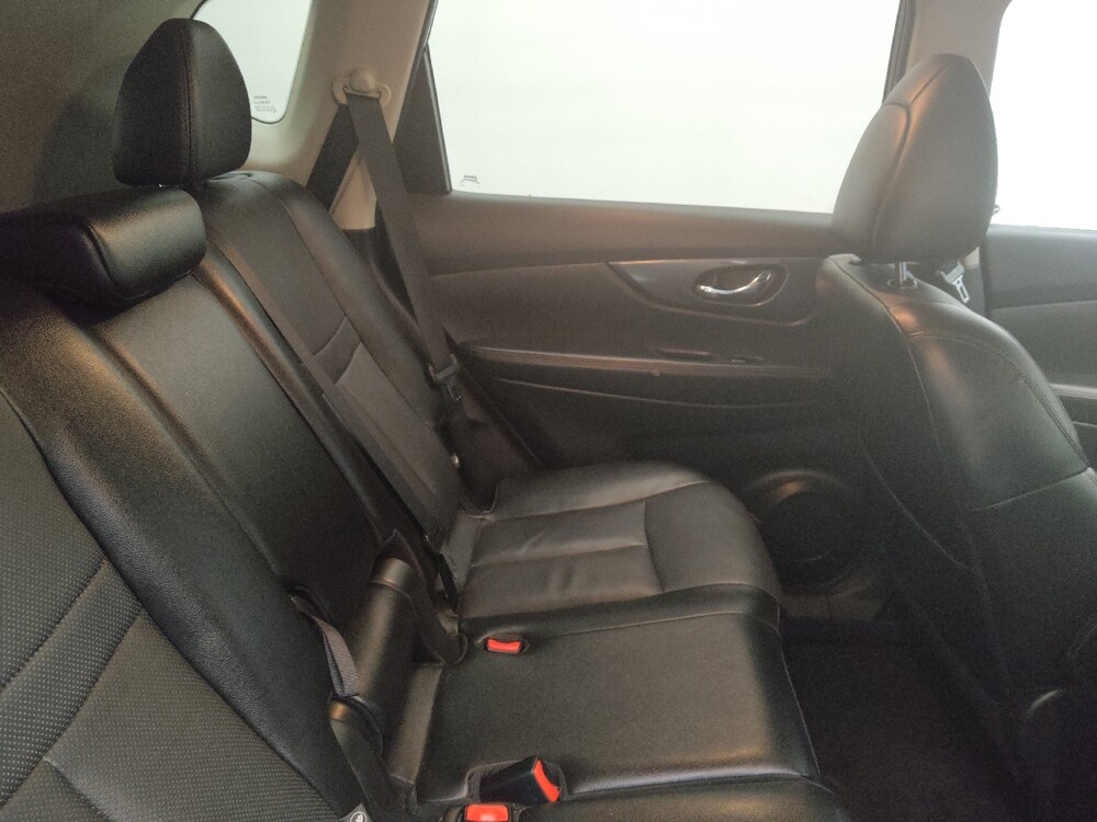 2015 Nissan Rogue in Midlothian, IL 60445 - 18138906 19