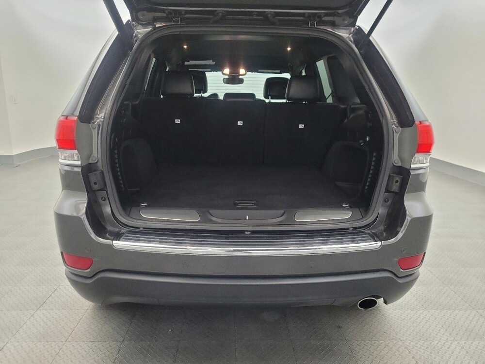 2019 Jeep Grand Cherokee in Phoenix, AZ 85015 - 18138915 29