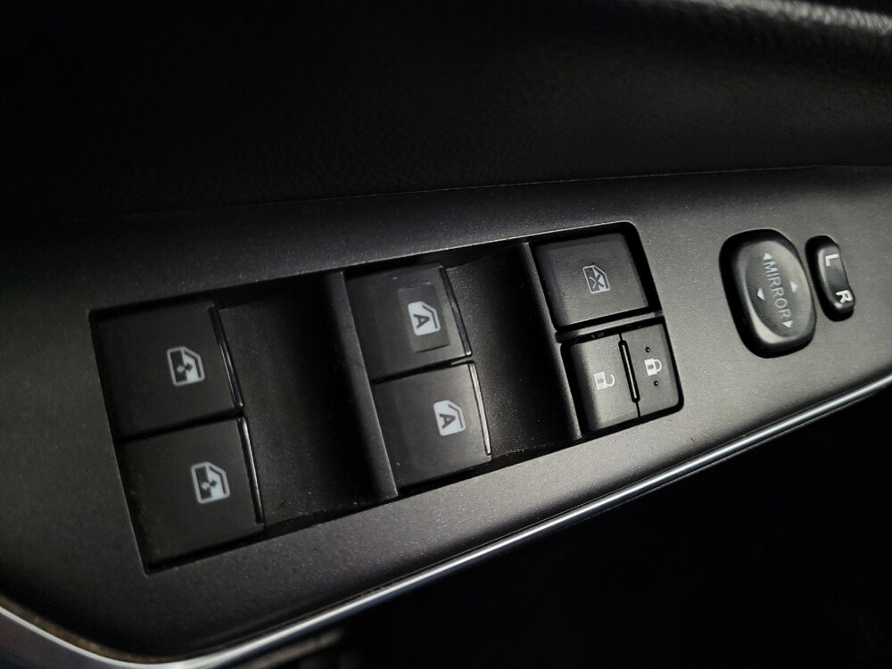 2017 Toyota Camry in Las Vegas, NV 89104 - 18138916 27