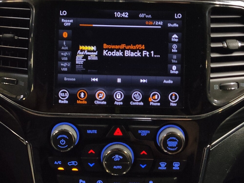 2019 Jeep Grand Cherokee in Bradenton, FL 34207 - 18138920 25