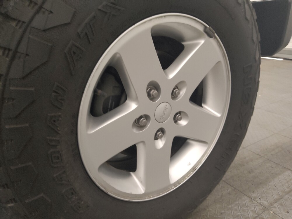 2015 Jeep Wrangler in Lakeland, FL 33815 - 18138926 31
