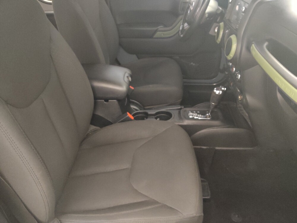 2015 Jeep Wrangler in Lakeland, FL 33815 - 18138926 19