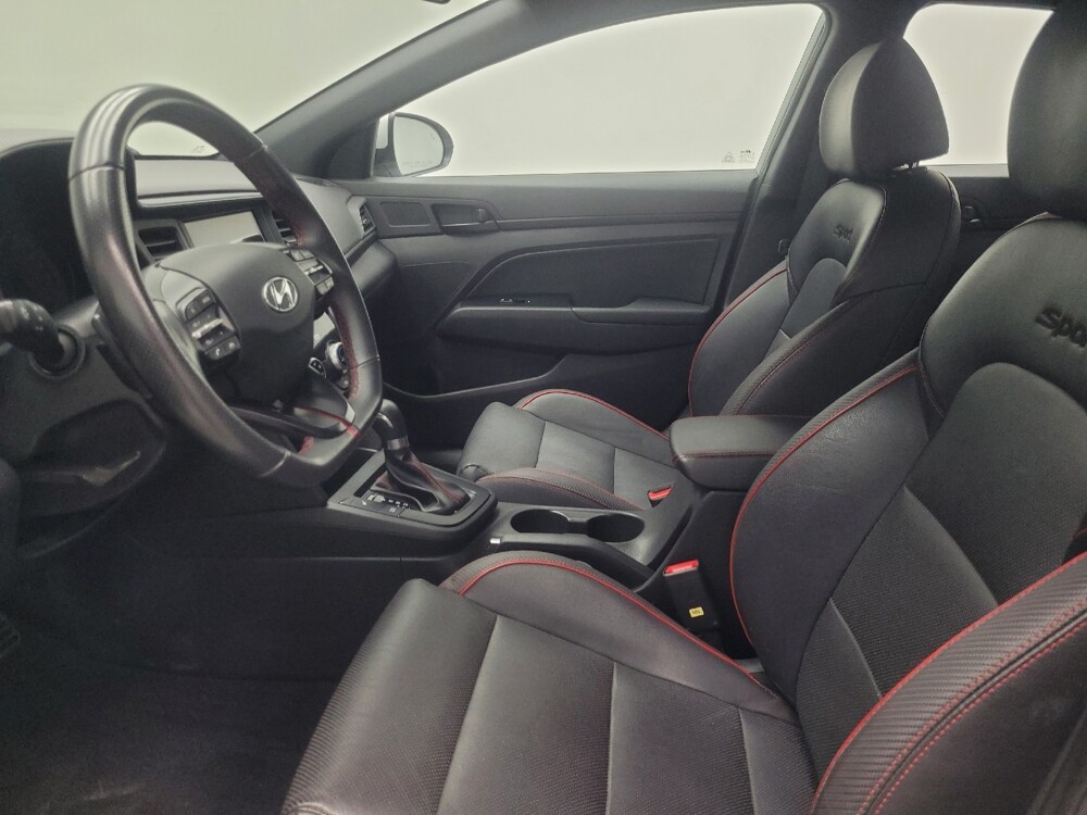 2019 Hyundai Elantra in Indianapolis, IN 46222 - 18138939 17