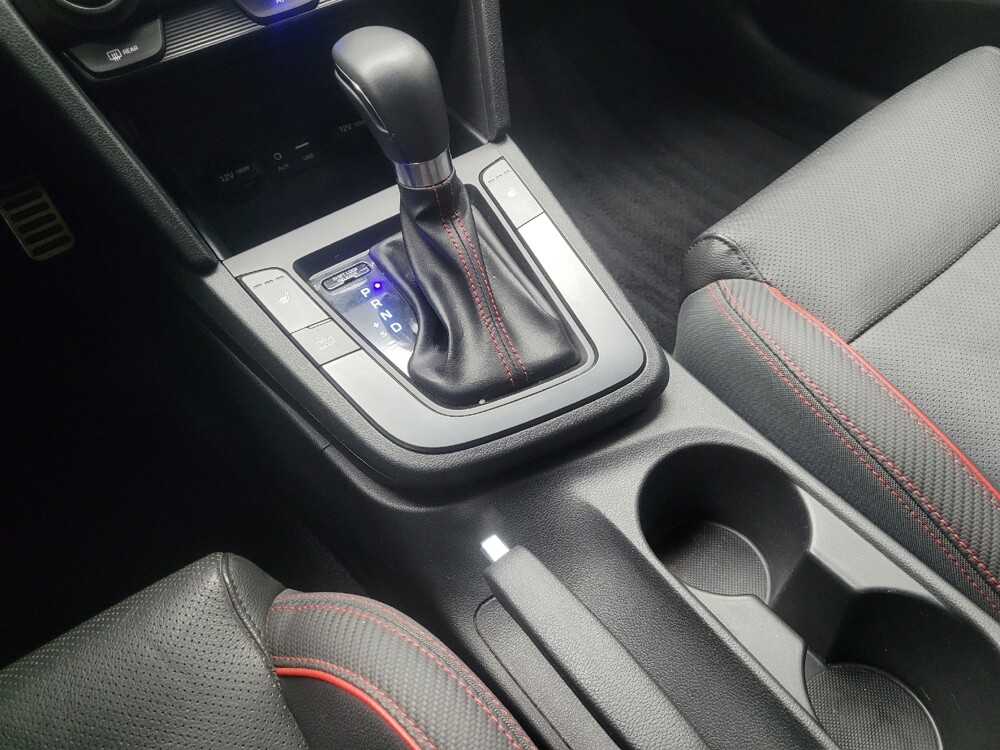 2019 Hyundai Elantra in Indianapolis, IN 46222 - 18138939 26