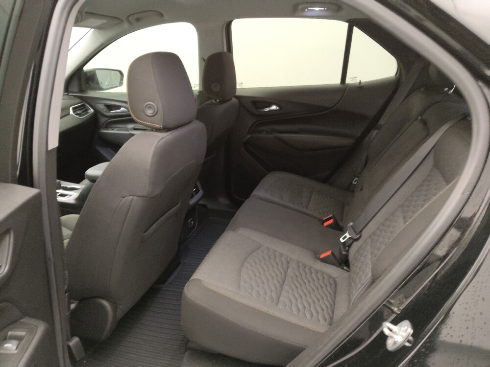 2020 Chevrolet Equinox in Independence, MO 64055 - 18138943 18