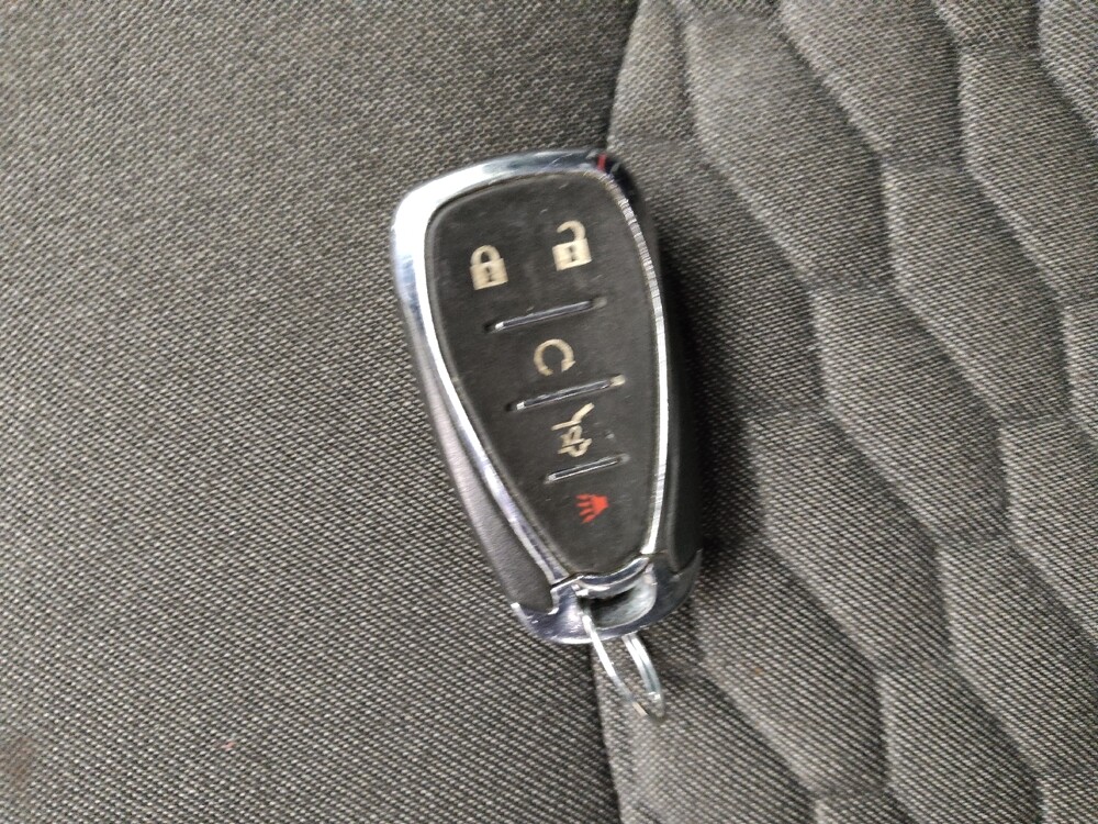 2020 Chevrolet Equinox in Independence, MO 64055 - 18138943 32