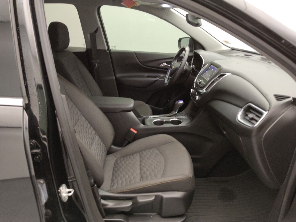 2020 Chevrolet Equinox in Independence, MO 64055 - 18138943 21