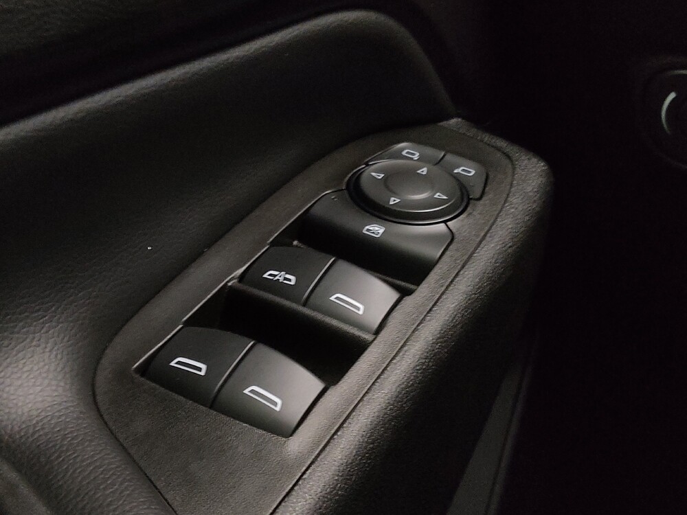2020 Chevrolet Equinox in Independence, MO 64055 - 18138943 27