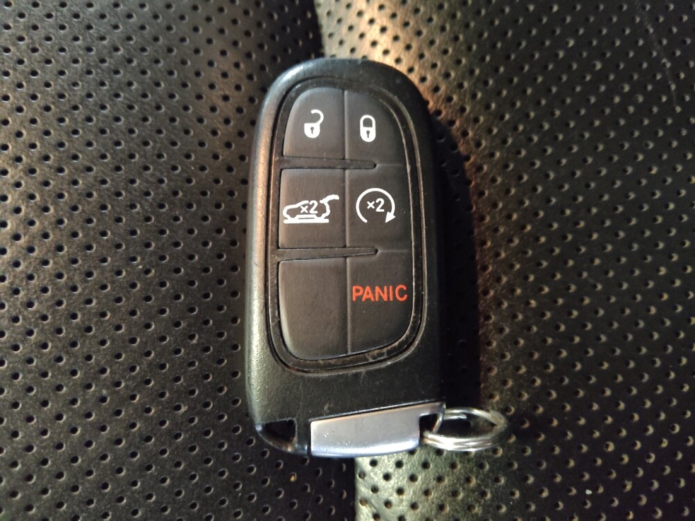 2019 Jeep Cherokee in Jacksonville, FL 32225 - 18138946 32