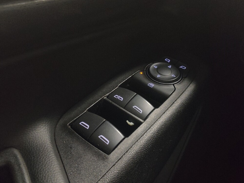 2018 Chevrolet Equinox in Birmingham, AL 35215 - 18138947 27
