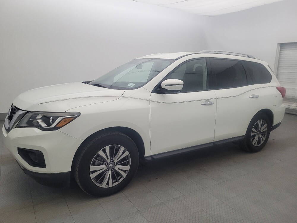 2018 Nissan Pathfinder in Clearwater, FL 33764 - 18138948 2