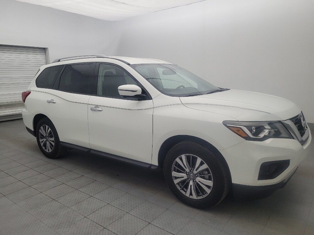 2018 Nissan Pathfinder in Clearwater, FL 33764 - 18138948 11