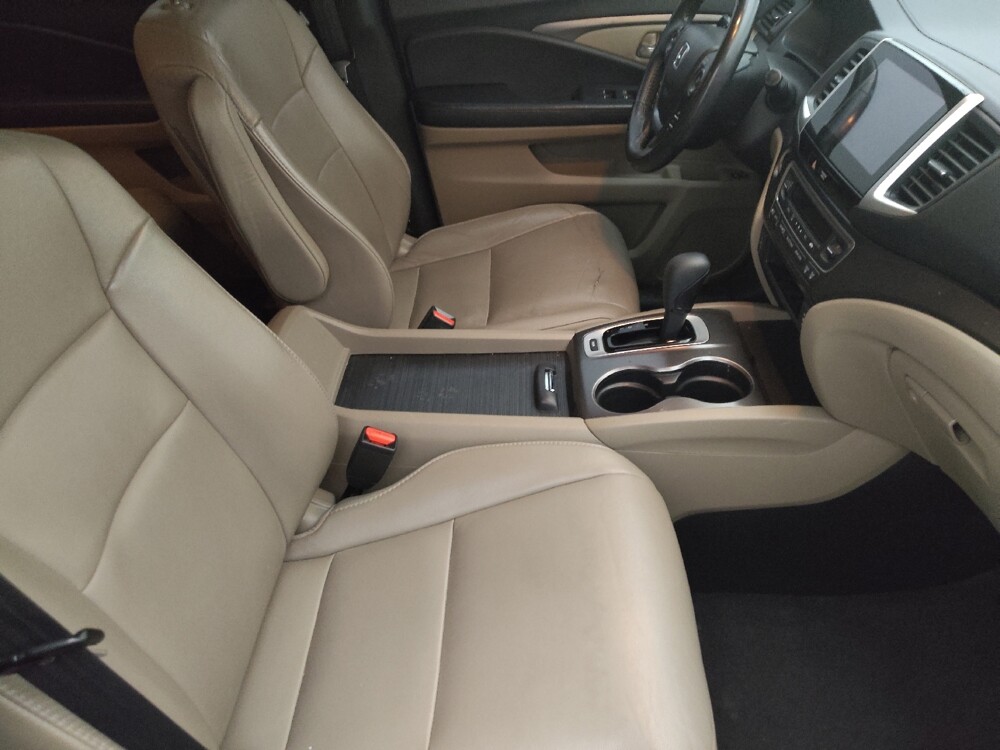 2017 Honda Pilot in Lakeland, FL 33815 - 18138950 21