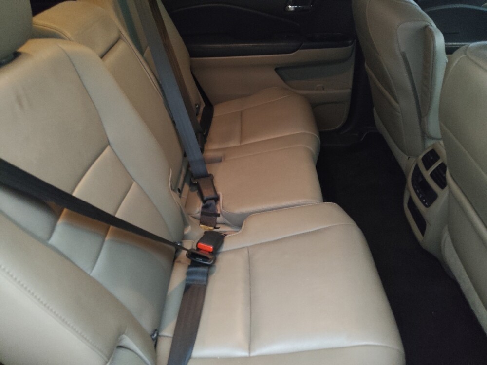 2017 Honda Pilot in Lakeland, FL 33815 - 18138950 19