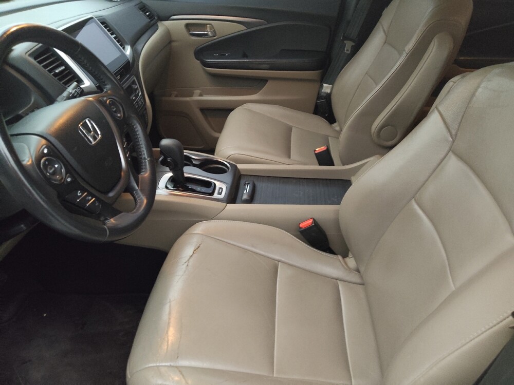 2017 Honda Pilot in Lakeland, FL 33815 - 18138950 17