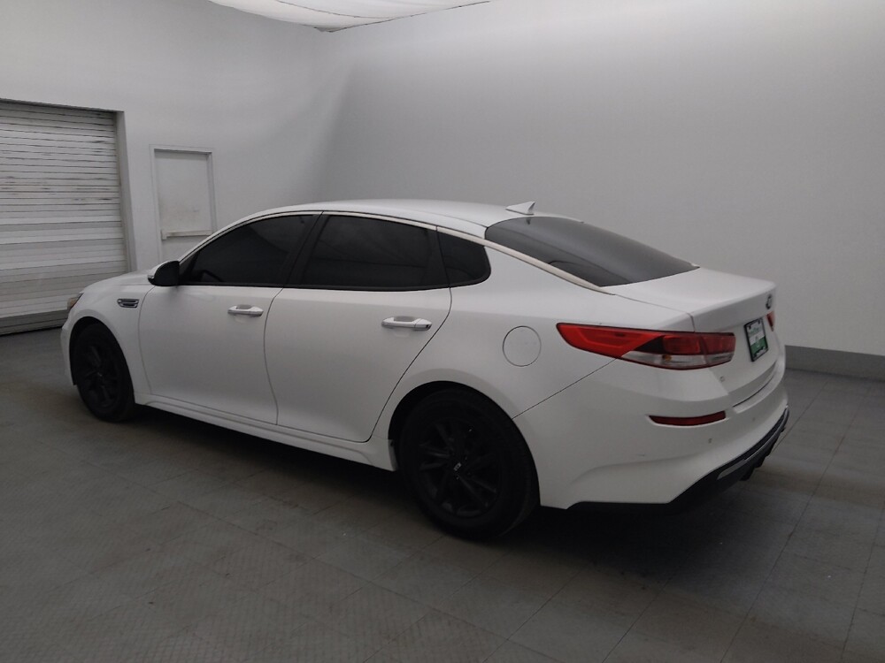 2020 Kia Optima in Bradenton, FL 34207 - 18138952 3