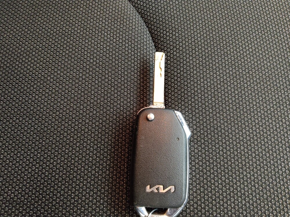 2023 Kia Forte in Lombard, IL 60148 - 18138958 32